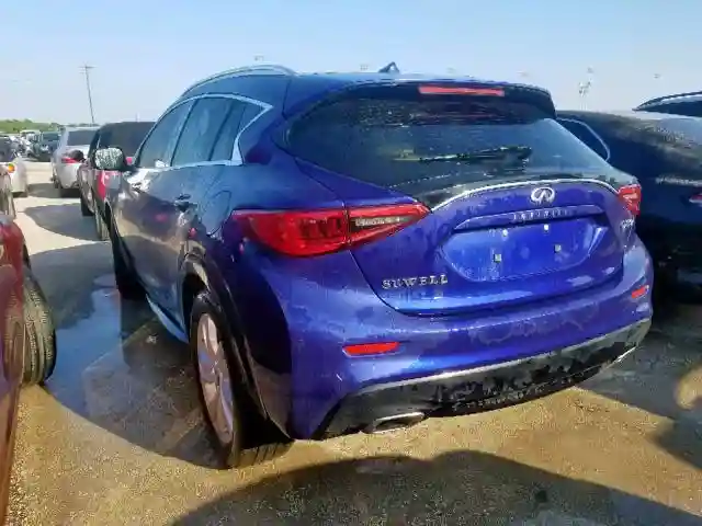 SJKCH5CP3KA009538 2019 INFINITI QX30 ESSENTIAL-2