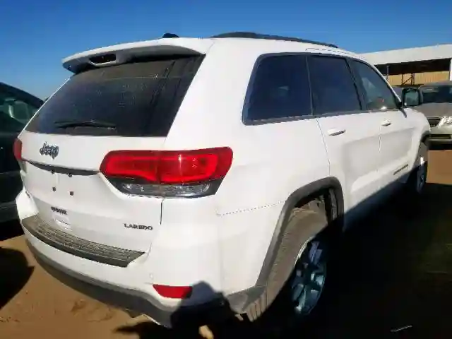 1C4RJFAG9JC263378 2018 JEEP GRAND CHEROKEE LAREDO-3