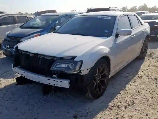 2C3CCABG9FH845832 2015 CHRYSLER 300 S-1
