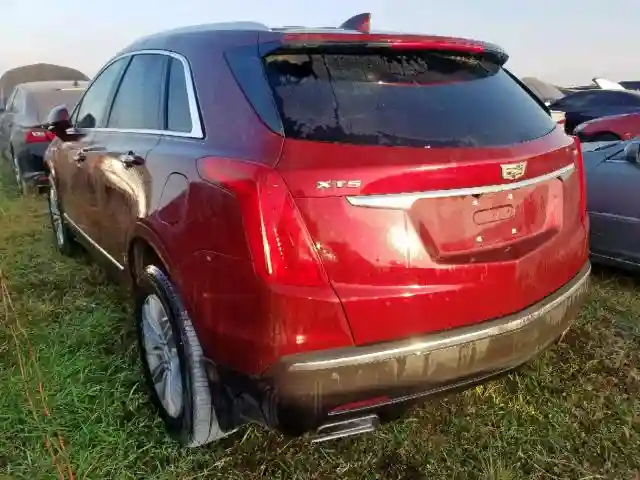 1GYKNBRS1HZ205919 2017 CADILLAC XT5 LUXURY-2