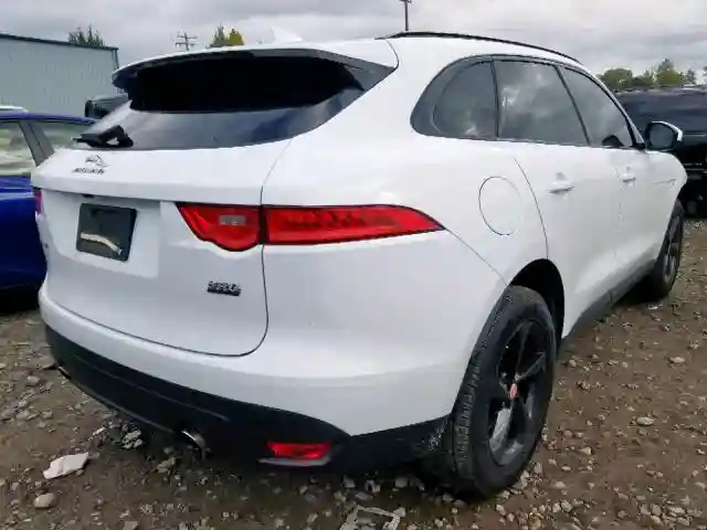 SADCJ2FX0JA252552 2018 JAGUAR F-PACE PREMIUM-3