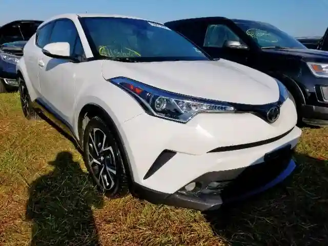 NMTKHMBX1JR049854 2018 TOYOTA C-HR XLE-0