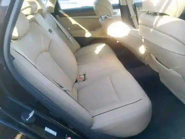 KMHGN4JF4JU244704 2018 GENESIS G80 ULTIMATE-5