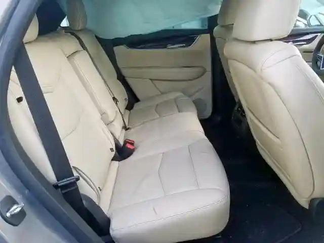 1GYKNDRS4KZ249416 2019 CADILLAC XT5 LUXURY-5
