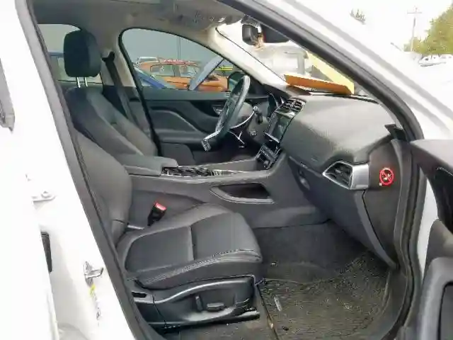 SADCJ2FX0JA252552 2018 JAGUAR F-PACE PREMIUM-4