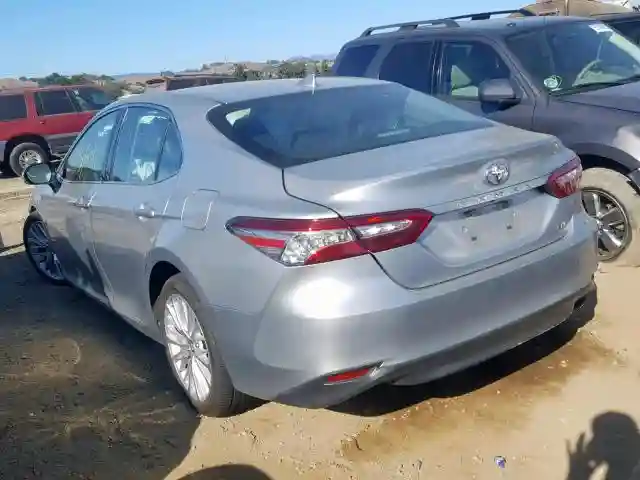 4T1B11HK2JU506940 2018 TOYOTA CAMRY L-2