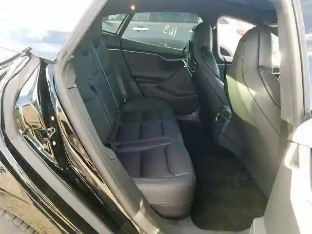 5YJSA1E47KF305376 2019 TESLA MODEL S-5