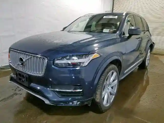 YV4A22PL9K1473531 2019 VOLVO XC90 T6-1