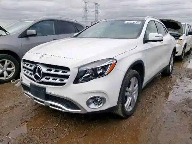 WDCTG4GB7JU000220 2018 MERCEDES-BENZ GLA 250 4MATIC-1