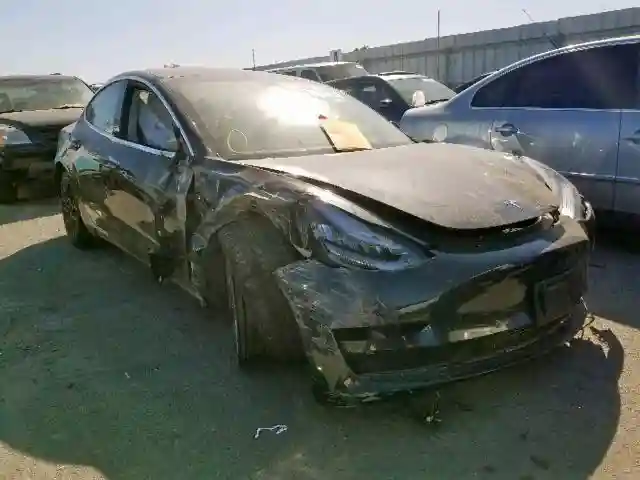 5YJ3E1EBXJF078660 2018 TESLA MODEL 3-0