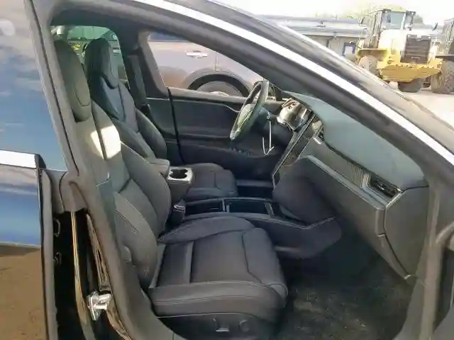 5YJSA1E47KF305376 2019 TESLA MODEL S-4