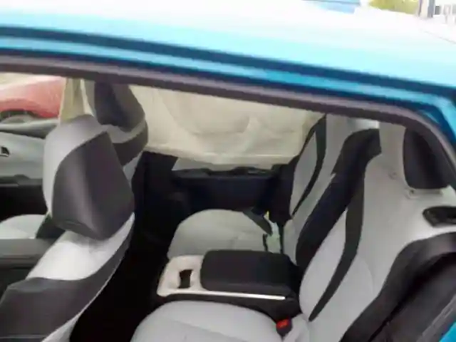 JTDKARFPXJ3079157 2018 TOYOTA PRIUS PRIME-5