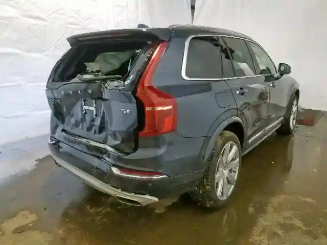 YV4A22PL9K1473531 2019 VOLVO XC90 T6-3