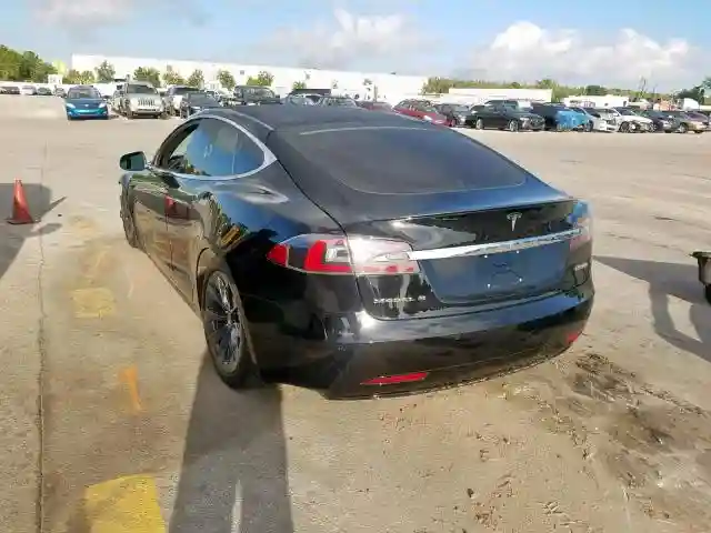 5YJSA1E47KF305376 2019 TESLA MODEL S-2