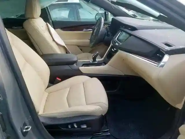 1GYKNDRS4KZ249416 2019 CADILLAC XT5 LUXURY-4