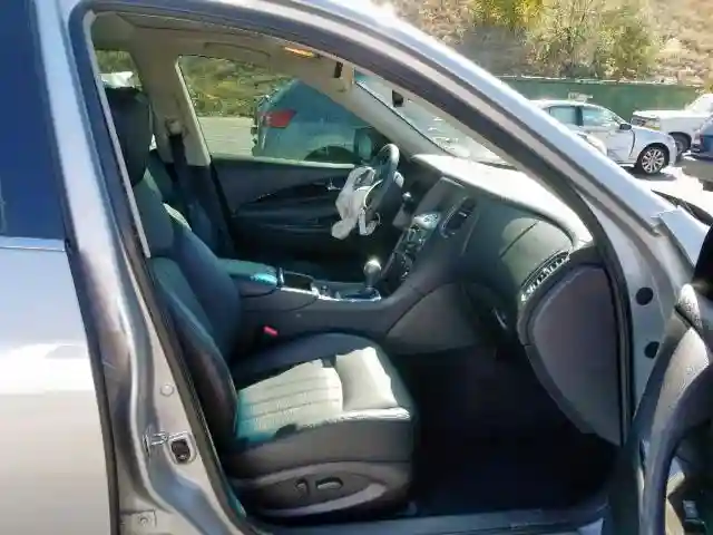 JN1BJ0RR1HM401586 2017 INFINITI QX50-4