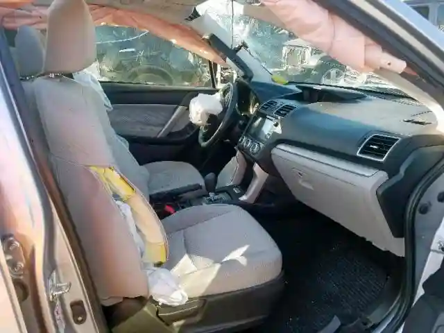 JF2SJAEC8HH466398 2017 SUBARU FORESTER 2.5I PREMIUM-4