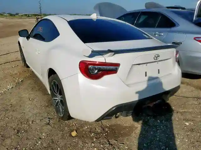 JF1ZNAE12K8700712 2019 TOYOTA 86 GT-2