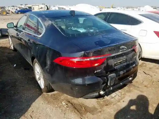 SAJBD4FX4JCY56007 2018 JAGUAR XF PREMIUM-2