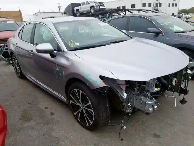 4T1B11HK5KU719933 2019 TOYOTA CAMRY L-0