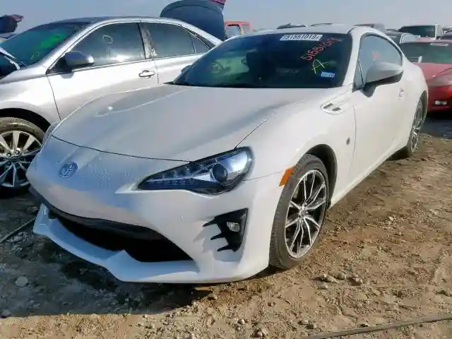JF1ZNAE12K8700712 2019 TOYOTA 86 GT-1