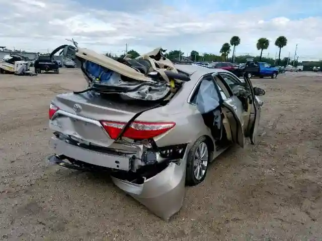 4T1BK1FK8HU582592 2017 TOYOTA CAMRY XSE-3