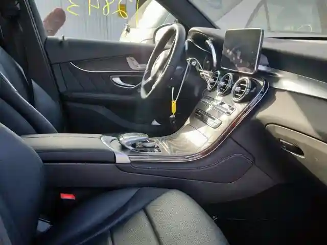 WDC0G4JB0JV072429 2018 MERCEDES-BENZ GLC 300-4