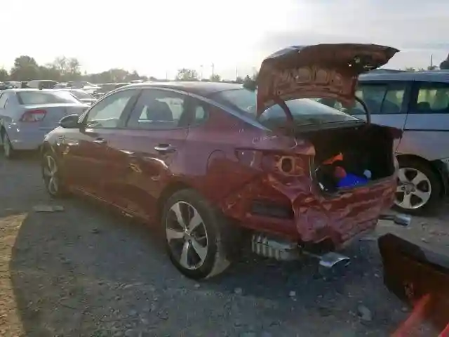 5XXGT4L34KG360618 2019 KIA OPTIMA LX-2
