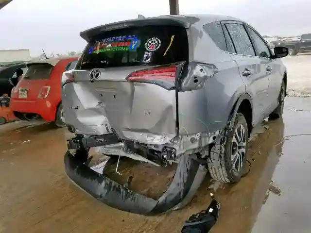 JTMZFREV3JJ191617 2018 TOYOTA RAV4 LE-3