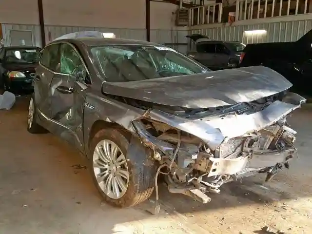 1G4ZR5SZ0JU128699 2018 BUICK LACROSSE PREMIUM-0