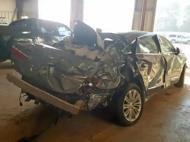1G4ZR5SZ0JU128699 2018 BUICK LACROSSE PREMIUM-3