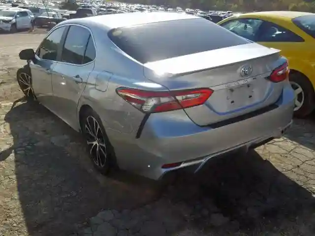 4T1B11HK3JU628836 2018 TOYOTA CAMRY L-2