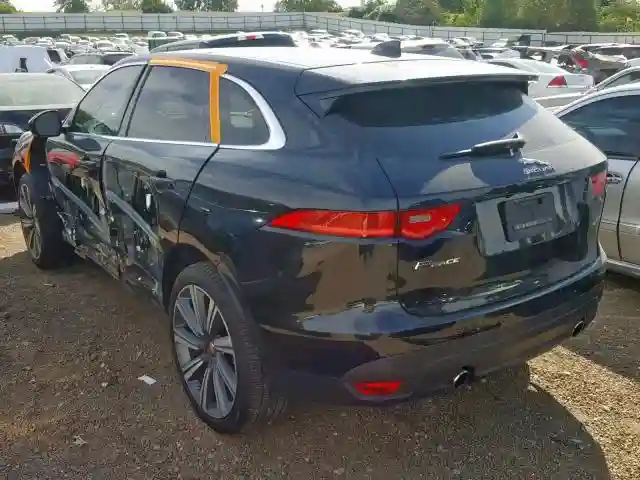 SADCK2GX8KA395682 2019 JAGUAR F-PACE PRESTIGE-2