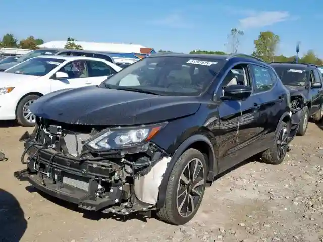 JN1BJ1CR0HW127350 2017 NISSAN ROGUE SPORT S-1