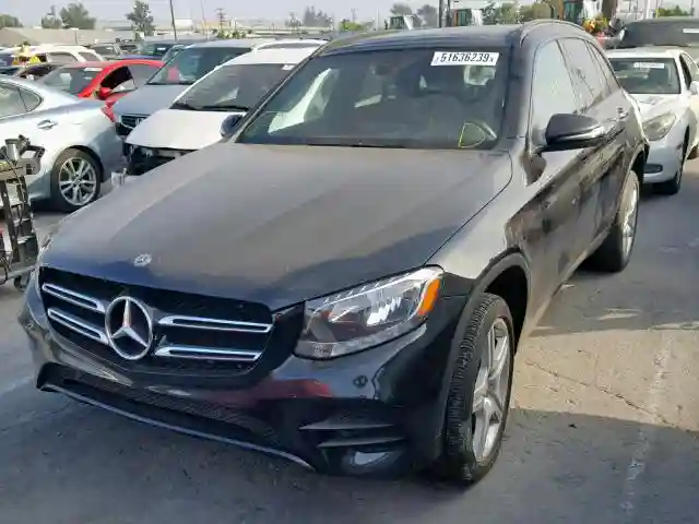 WDC0G4JB0JV072429 2018 MERCEDES-BENZ GLC 300-1