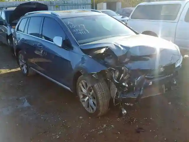 3VWH17AU9HM532184 2017 VOLKSWAGEN GOLF ALLTRACK S-0
