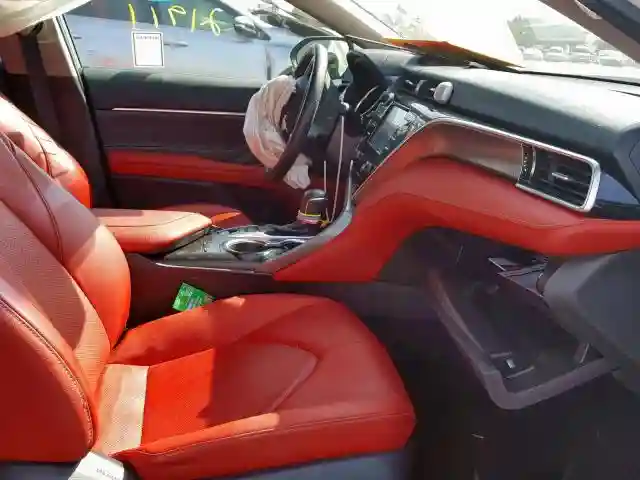4T1B61HK3JU012782 2018 TOYOTA CAMRY XSE-4