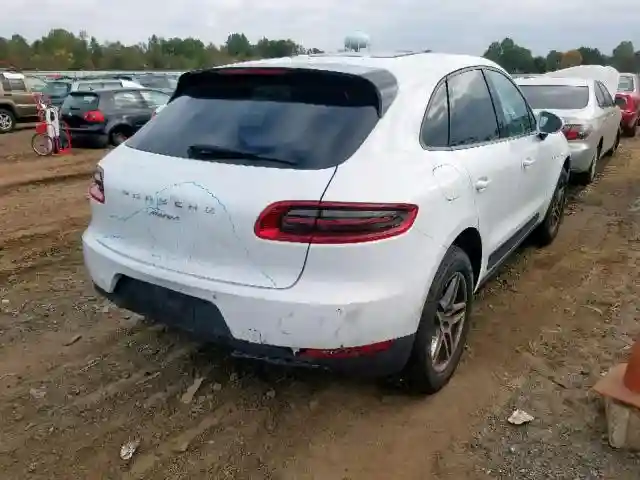 WP1AA2A53HLB01369 2017 PORSCHE MACAN-3
