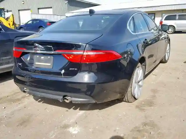 SAJBD4FX4KCY79014 2019 JAGUAR XF PREMIUM-3