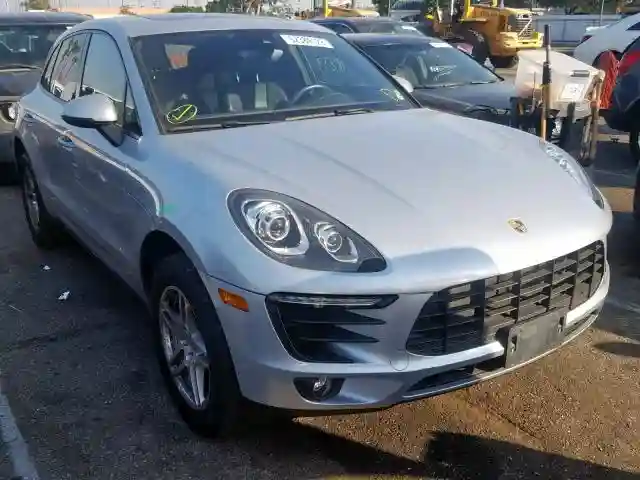 WP1AA2A56JLB02764 2018 PORSCHE MACAN-0