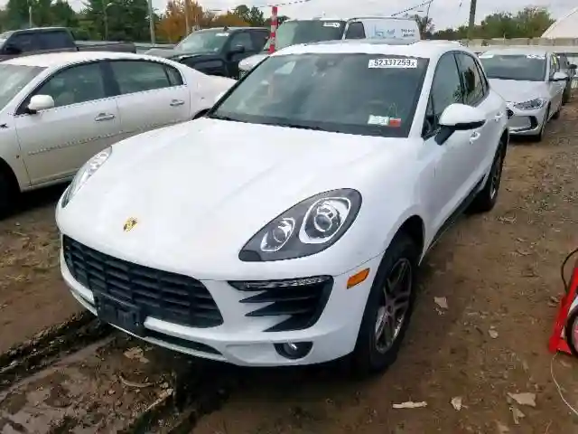 WP1AA2A53HLB01369 2017 PORSCHE MACAN-1
