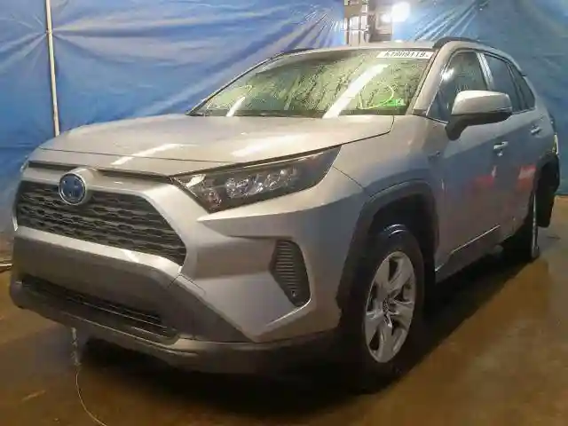 JTMMWRFV6KD015203 2019 TOYOTA RAV4 LE-1