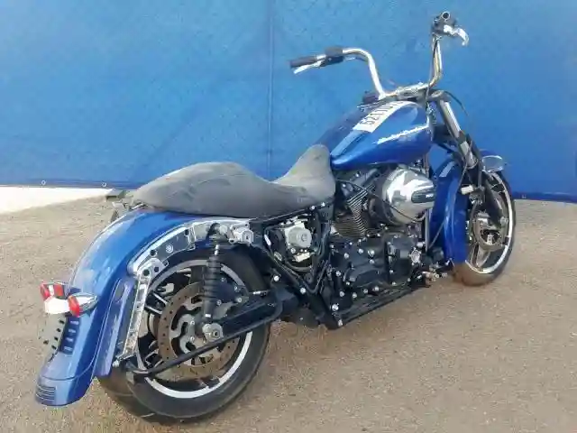 102219A 2015 HARLEY-DAVIDSON FLTRXS ROA-3