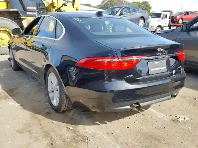 SAJBD4FX4KCY79014 2019 JAGUAR XF PREMIUM-2