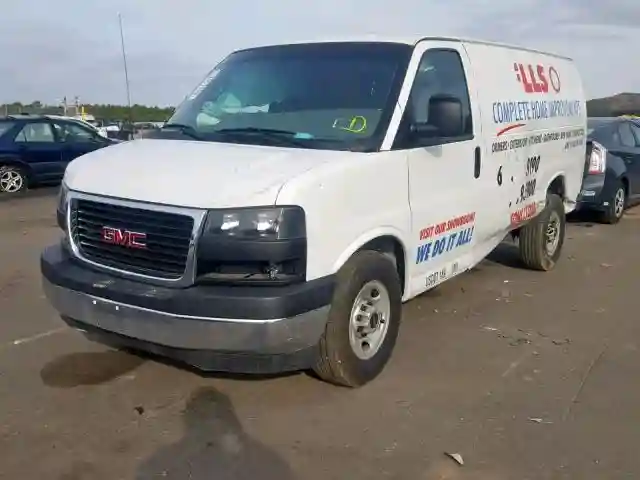 1GTW7AFF3H1907094 2017 GMC SAVANA G2500-1