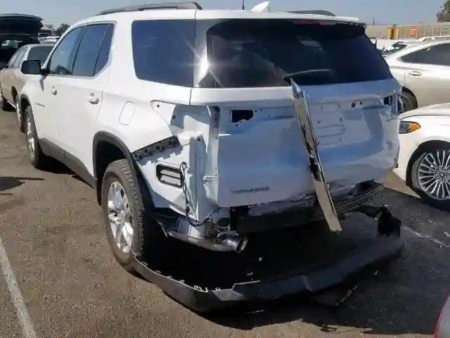 1GNERGKW3KJ177880 2019 CHEVROLET TRAVERSE LT-2