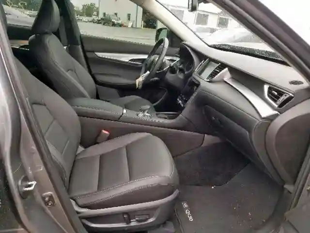 3PCAJ5M3XKF135767 2019 INFINITI QX50 ESSENTIAL-4