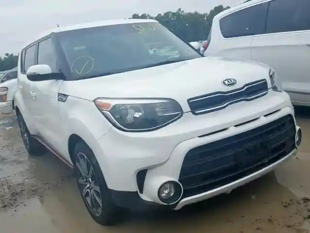 KNDJX3AAXJ7906125 2018 KIA SOUL !-0