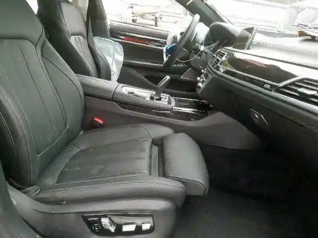 WBA7E4C51KGV70028 2019 BMW 740 XI-4