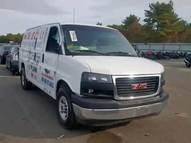 1GTW7AFF3H1907094 2017 GMC SAVANA G2500-0